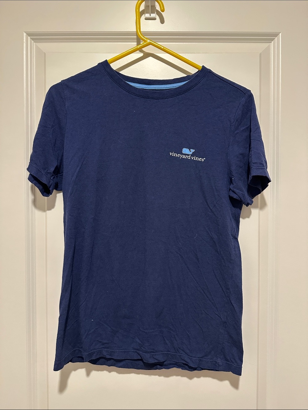 Vineyard Vines Navy Short Sleeve Tee with Light Blue Whale